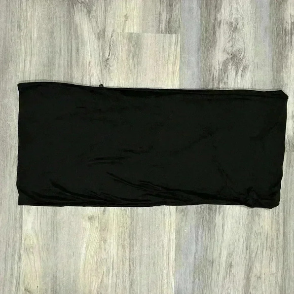 Beyond Yoga Infinity Scarf Black Hidden Discrete Zipper Pocket Wrap Stretch - Picture 3 of 7